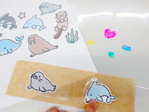 海の生き物シールをつくろうの写真