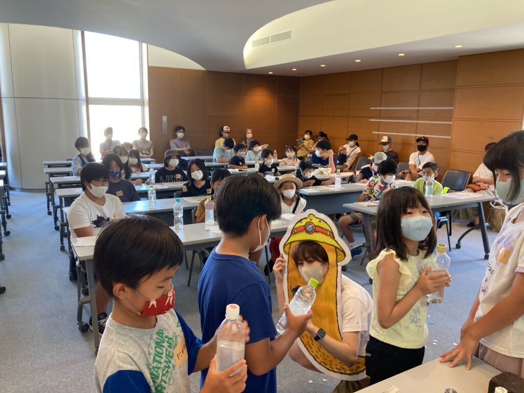 実験を手伝ってくれたみんなの様子