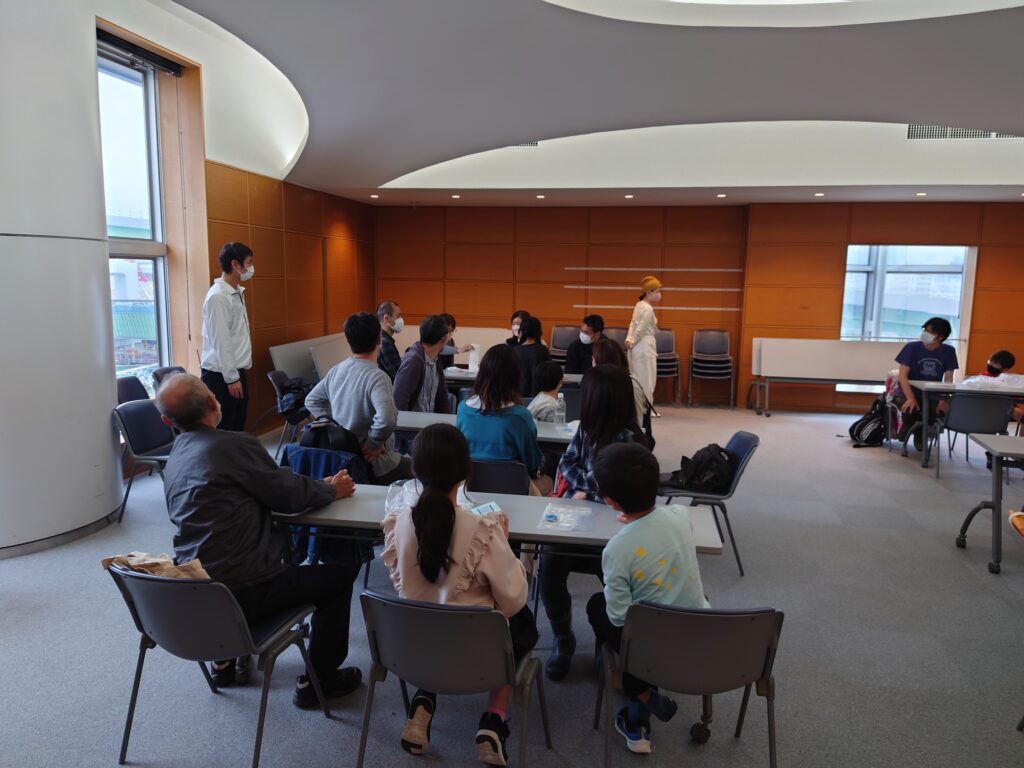 実験後の発表の様子