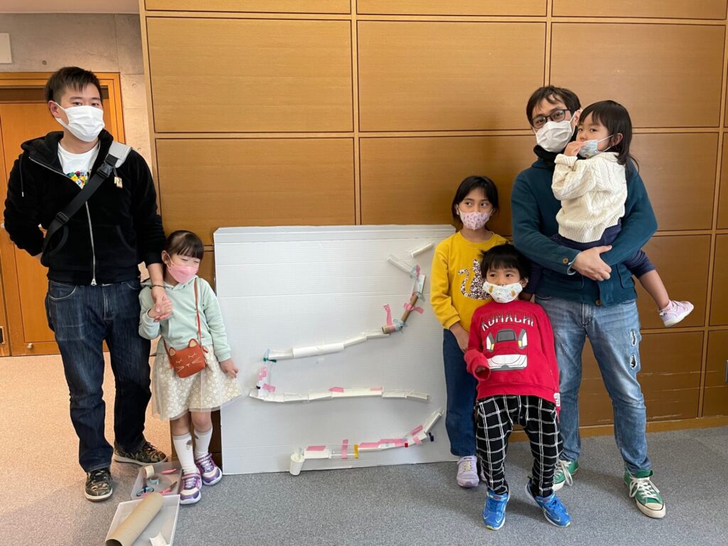 完成した作品と参加者