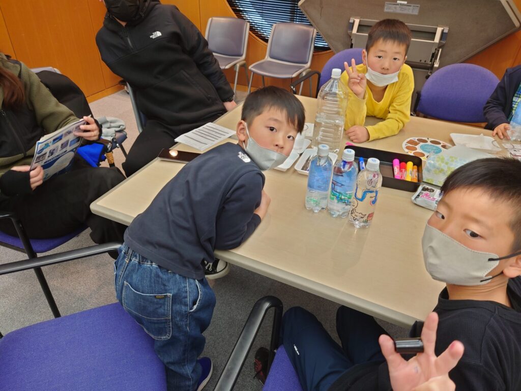 浮沈子ボトルと参加者