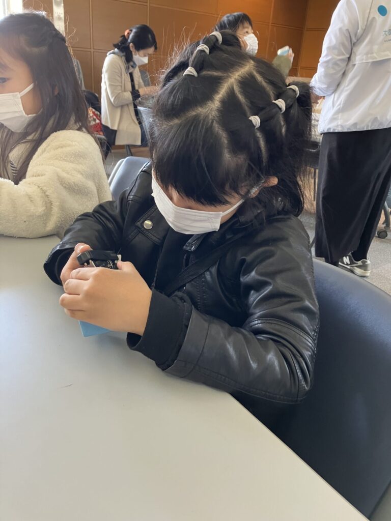 箱作りの様子